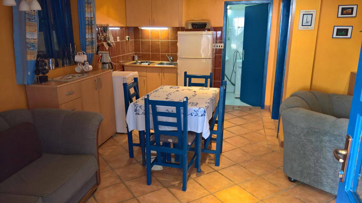 Квартира, 969 м², 180 000$ — FAKTOR